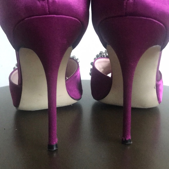 Satin Stilettos - Picture 5 of 12